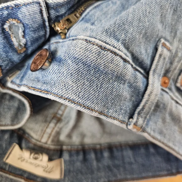 The Perfect Vintage Crop Jean – Size 29 – Light Wash - Picture 7 of 8